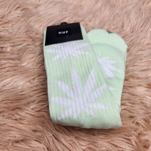 NWT HUF PLANT LIFE CREW SOCKS